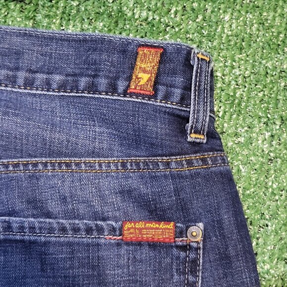 7 For All Mankind Carsen Jeans Men 33x32 Blue Relax Straight Stretch Distressed - Picture 3 of 8